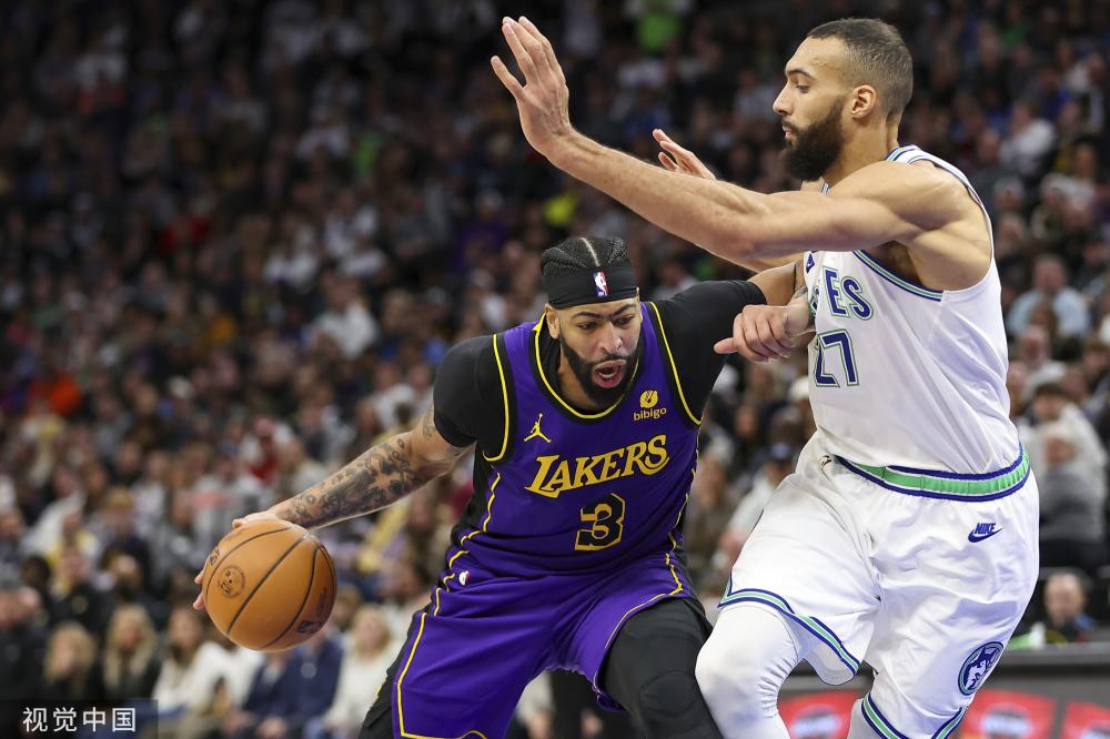 的激烈竞争 的激烈竞争