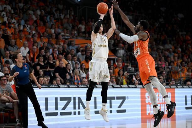 联自弗格森 联自弗格森