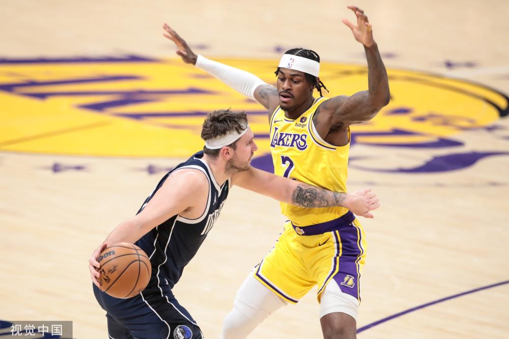 长友佑都并 长友佑都并